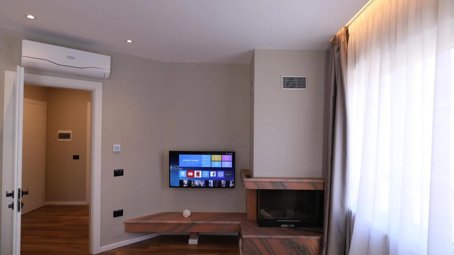 Dallga Suites Tushemisht Albanien